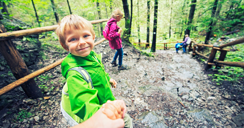 Hands-On Learning in Nature at Niagara Parks