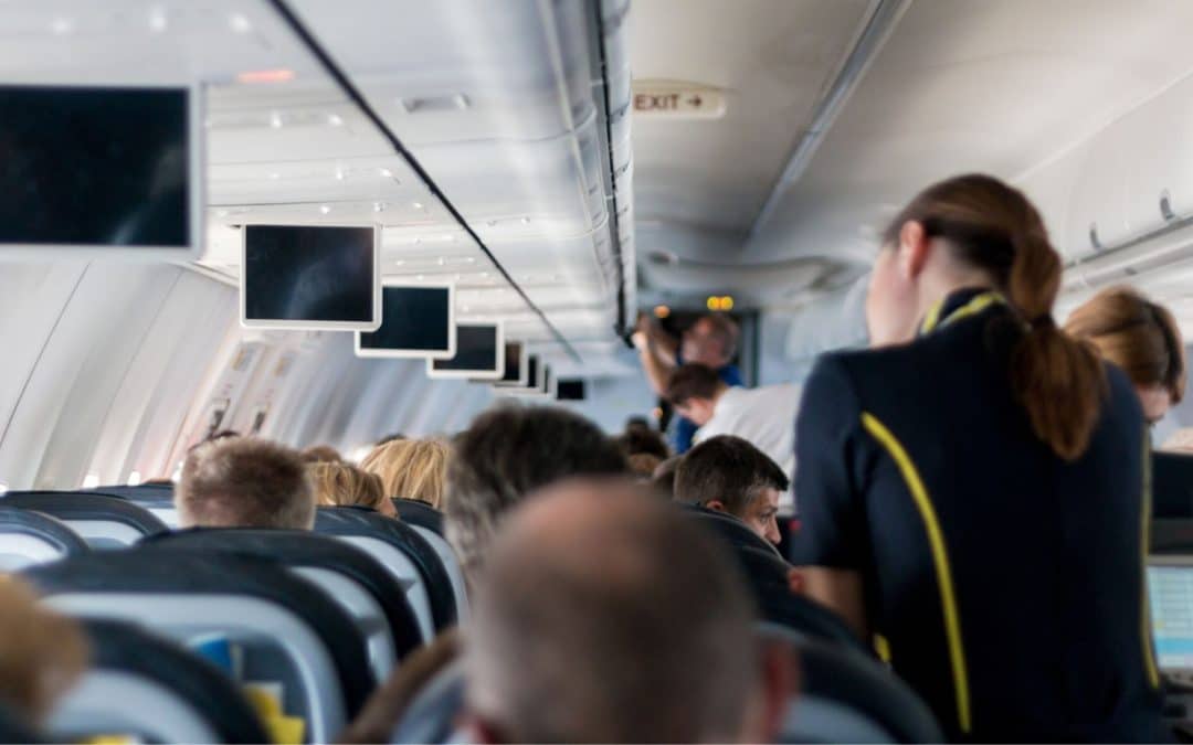 How to Stay Healthy While Traveling This Winter