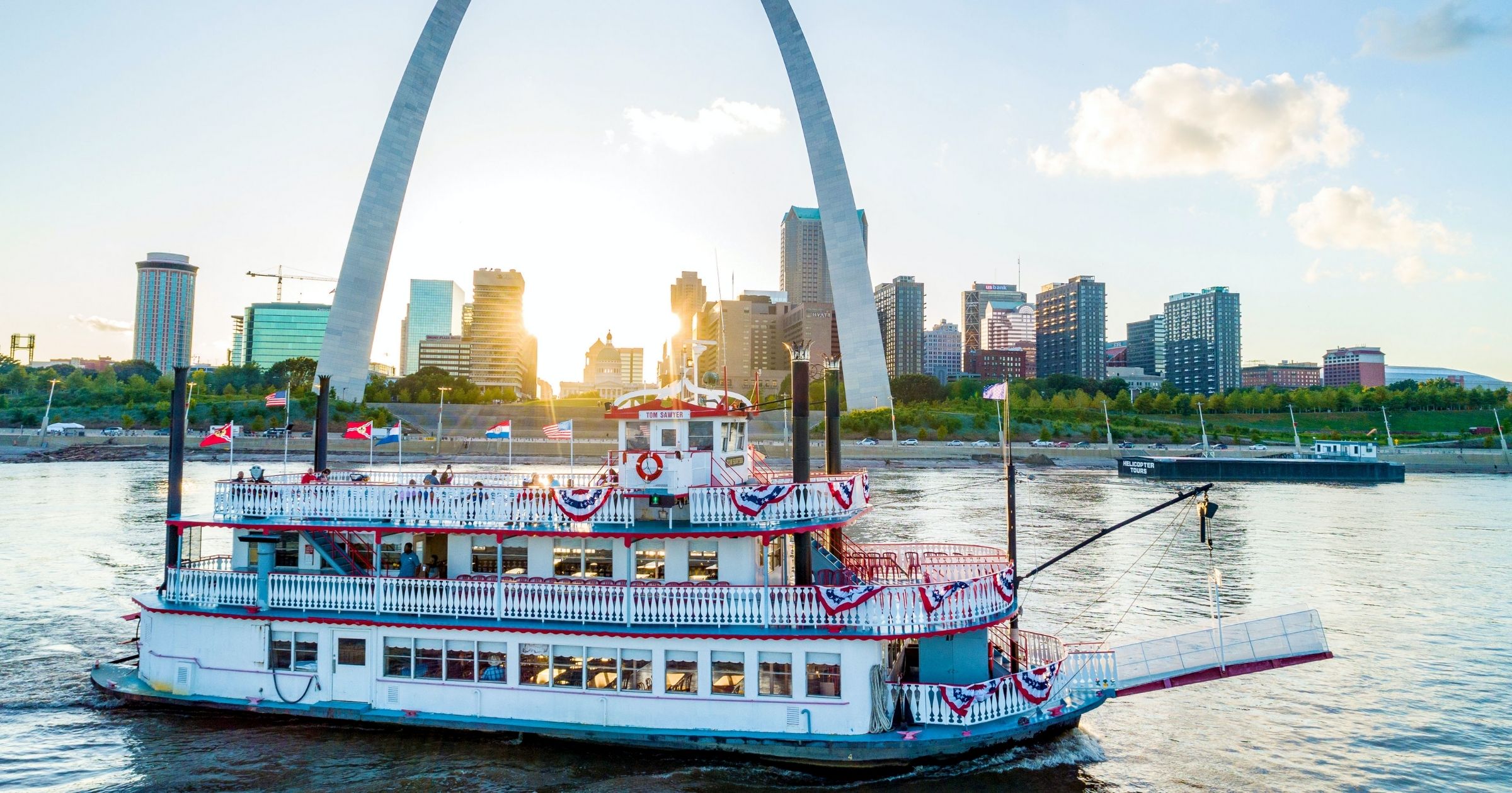 The Gateway Arch and Mississippi River: A Journey of American Discovery