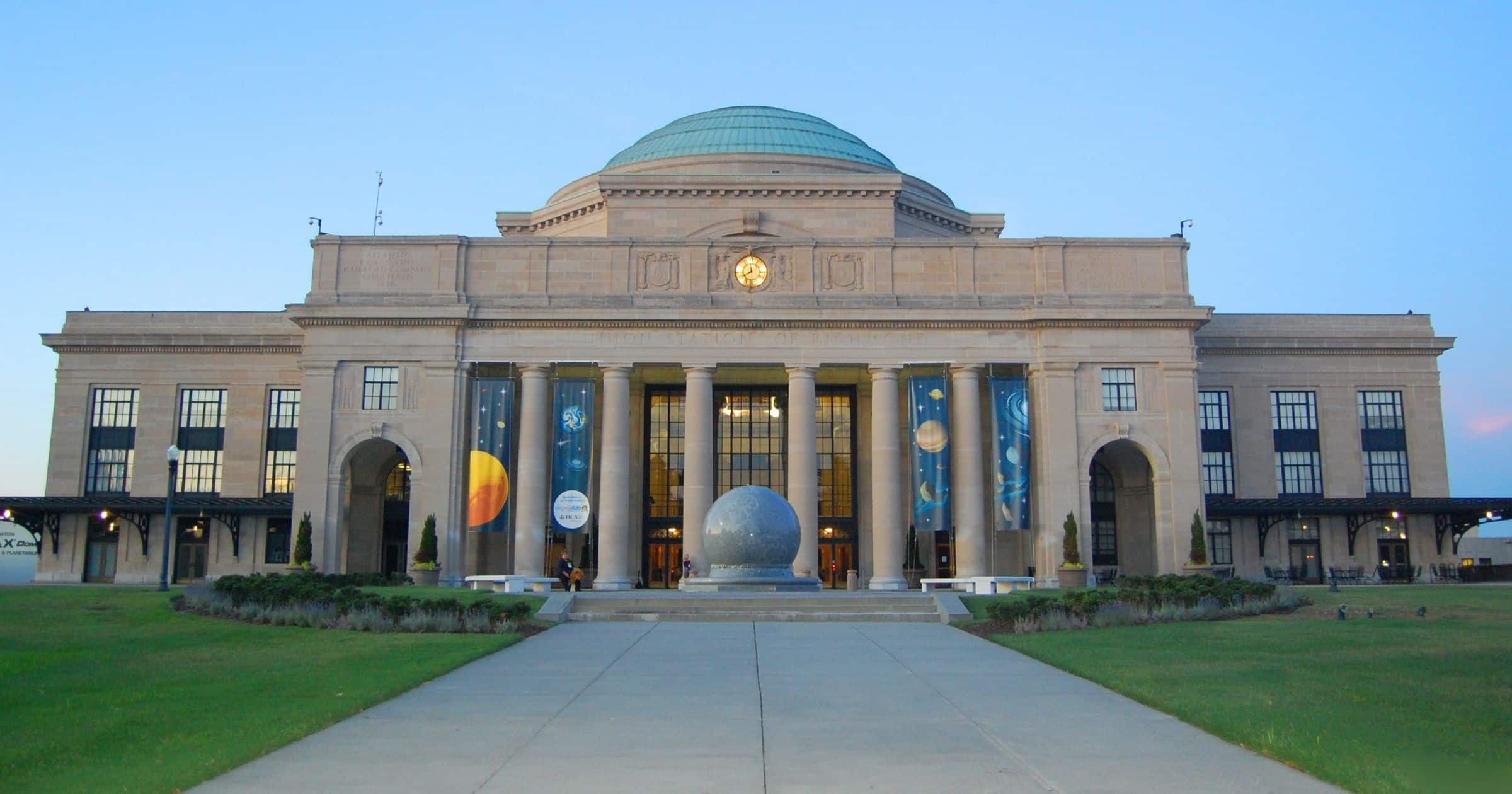 Why Richmond Belongs on Every Student Travel Itinerary